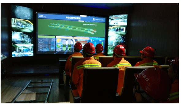 爭分奪秒搶進度 日夜奮戰(zhàn)保生產—米倉山超特長隧道進尺突破6000米大關