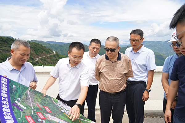 蜀高集團黨委書記、董事長白茂調研公司寧攀、會祿高速項目